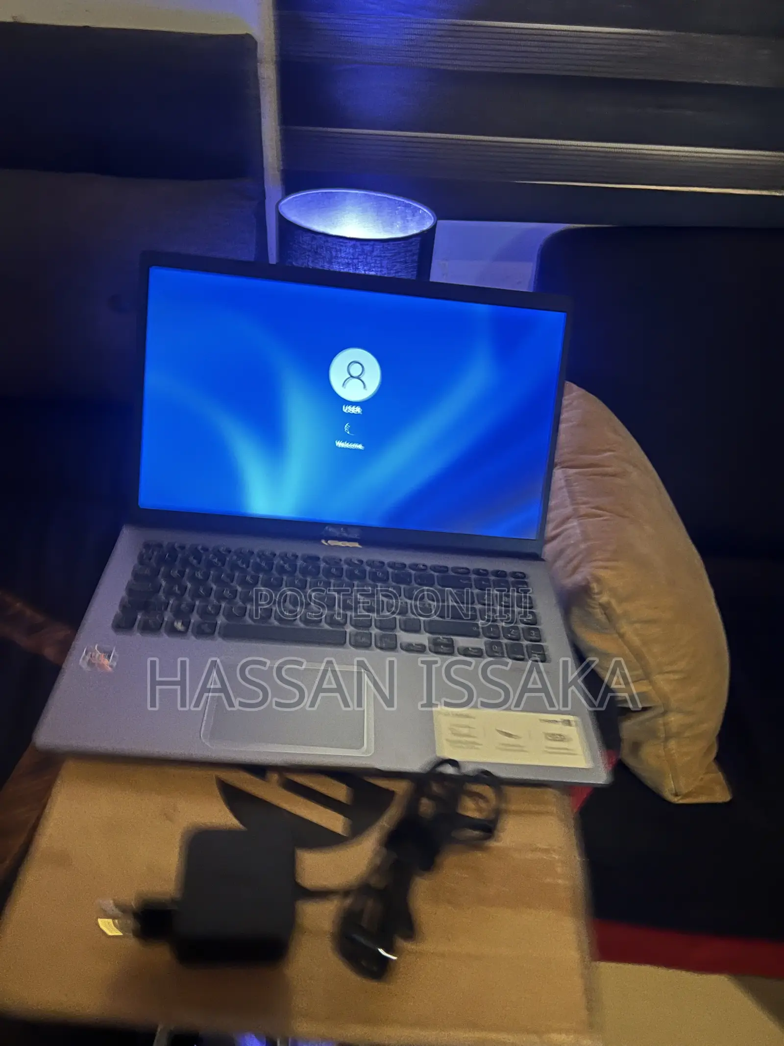 Laptop Asus A42JK 8GB AMD Ryzen 5 SSD 256GB