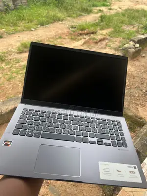 Laptop Asus A42JK 8GB AMD Ryzen 5 SSD 256GB