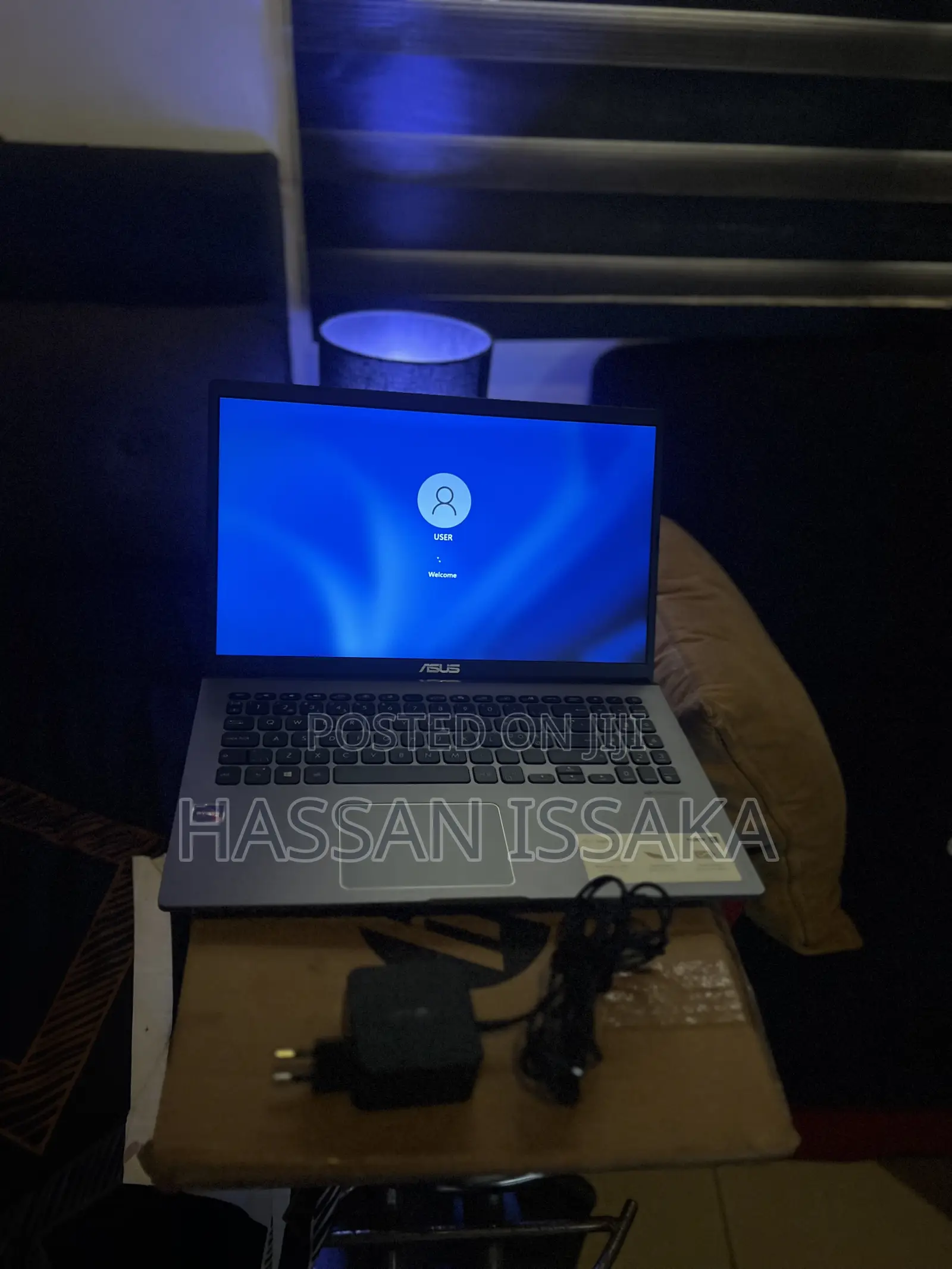 Laptop Asus A42JK 8GB AMD Ryzen 5 SSD 256GB