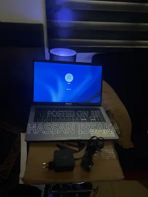 Laptop Asus A42JK 8GB AMD Ryzen 5 SSD 256GB
