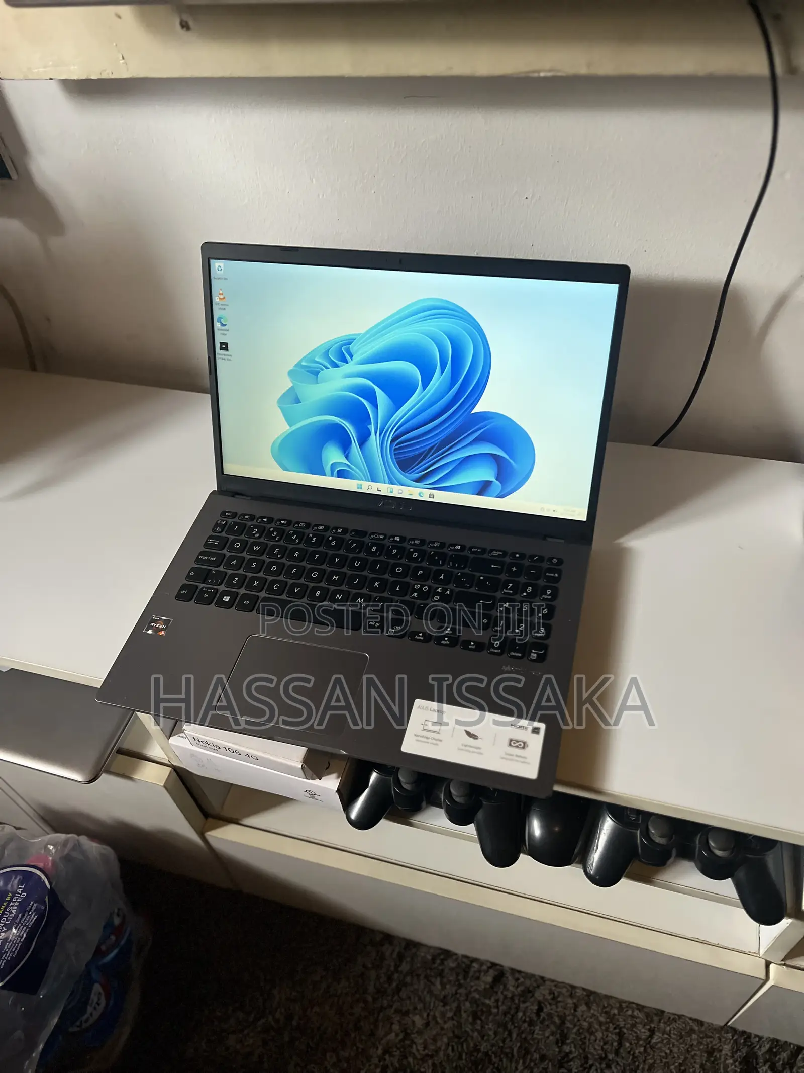 Laptop Asus A42JK 8GB AMD Ryzen 5 SSD 256GB
