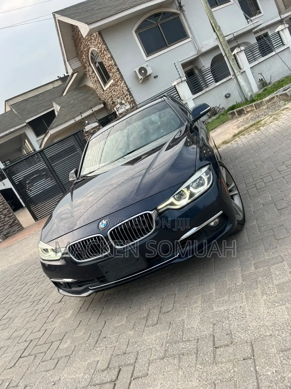 BMW 330i 2017 Blue