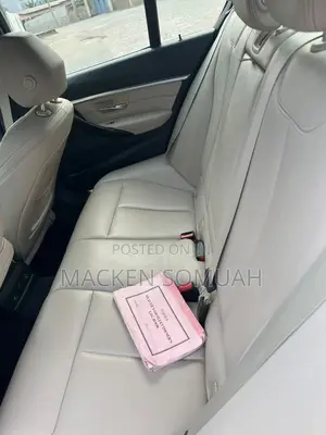 BMW 330i 2017 Blue