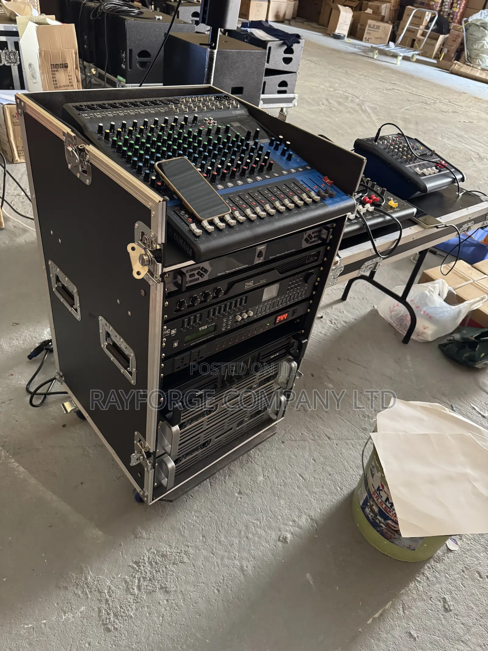 16U Audio Mixer Cabinet