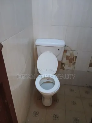 Mini Flat in Pillar 2 for rent