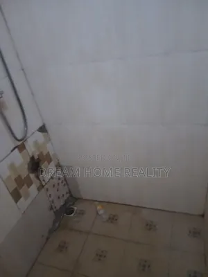 Mini Flat in Pillar 2 for rent