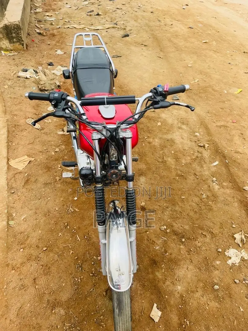 Royal RY125 2026 Red