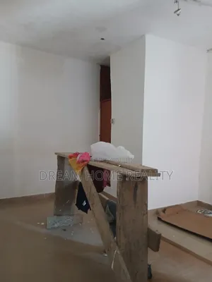 Mini Flat in Pillar 2 for rent