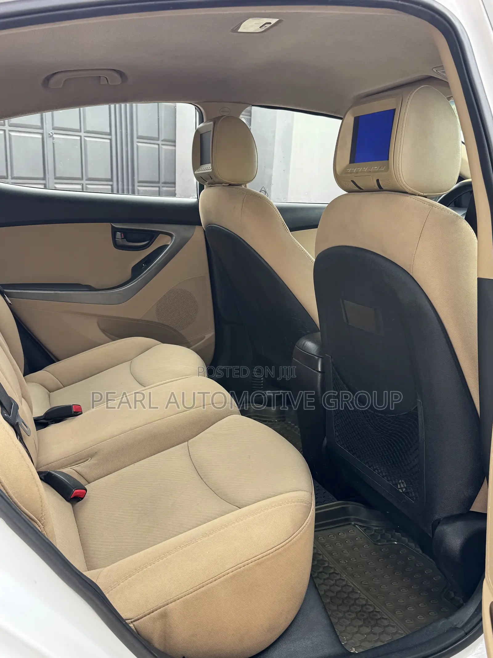 Hyundai Elantra 2013 White