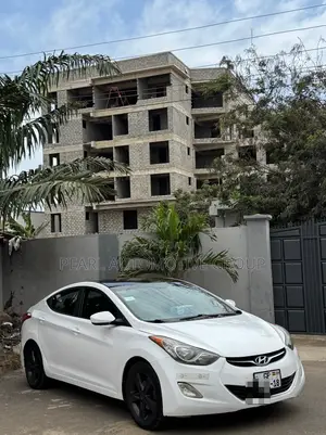 Hyundai Elantra 2013 White