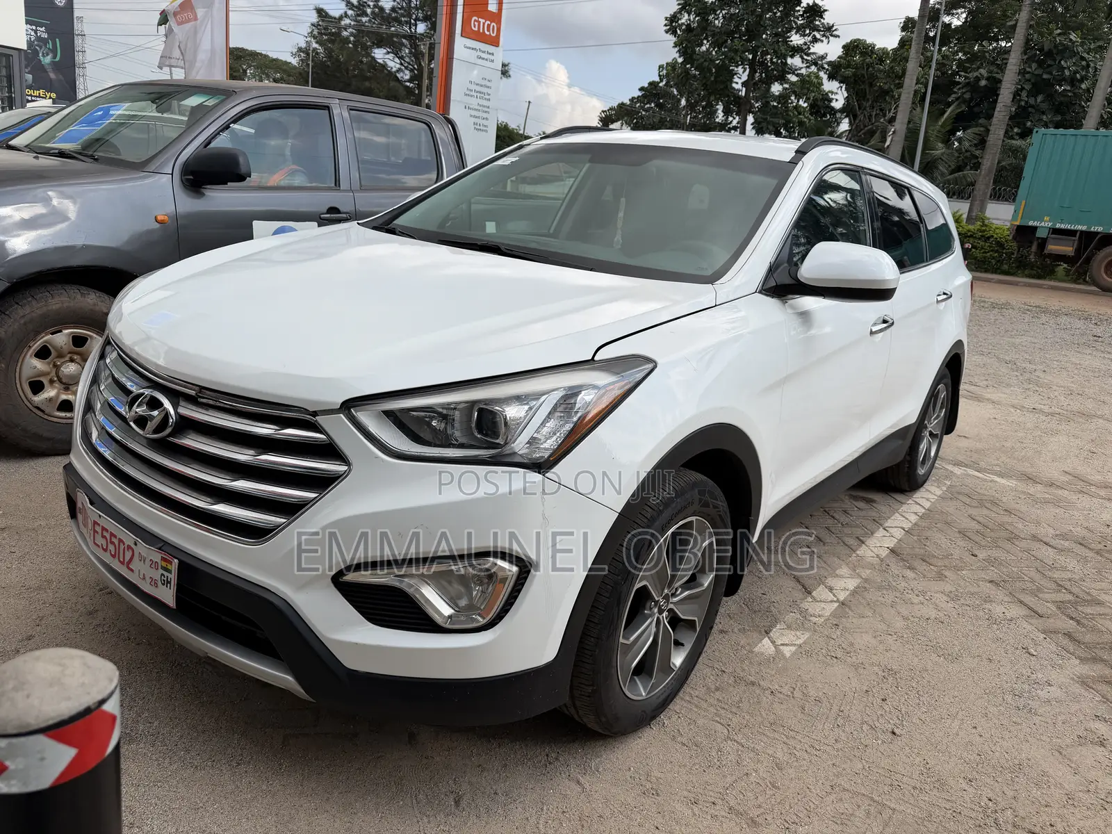 Hyundai Santa Fe 2017 White