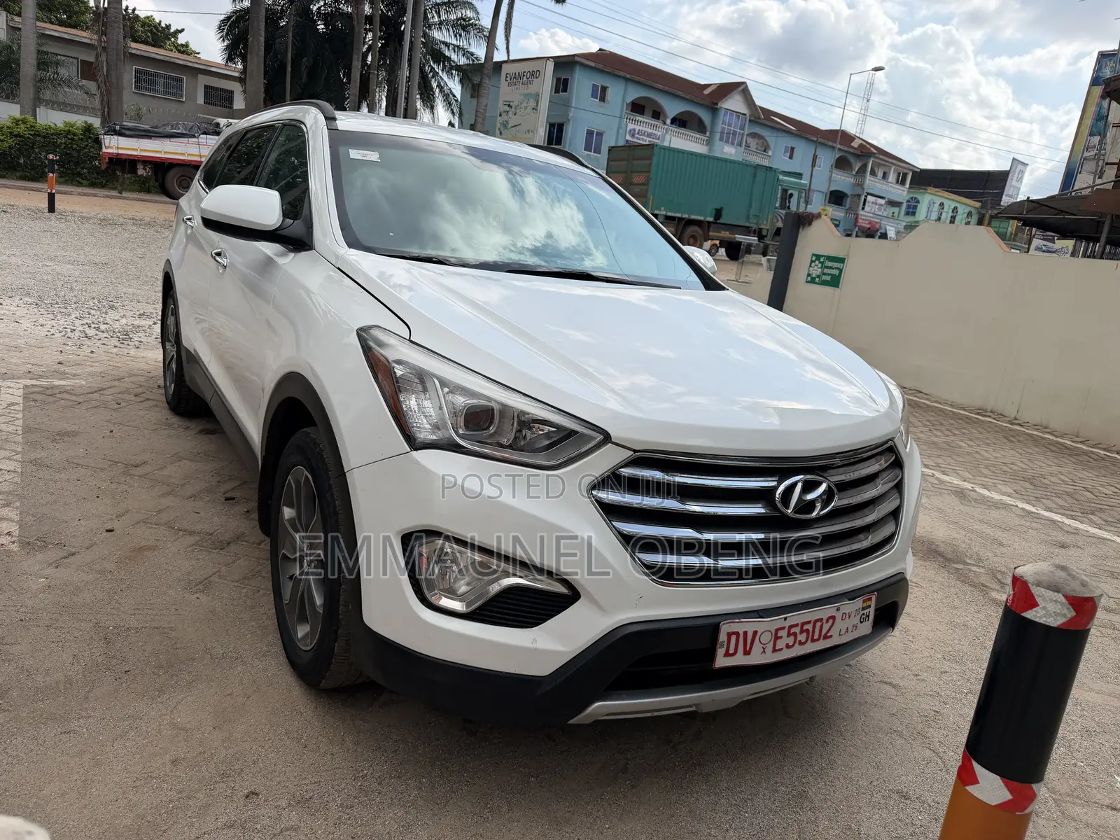 Hyundai Santa Fe 2017 White