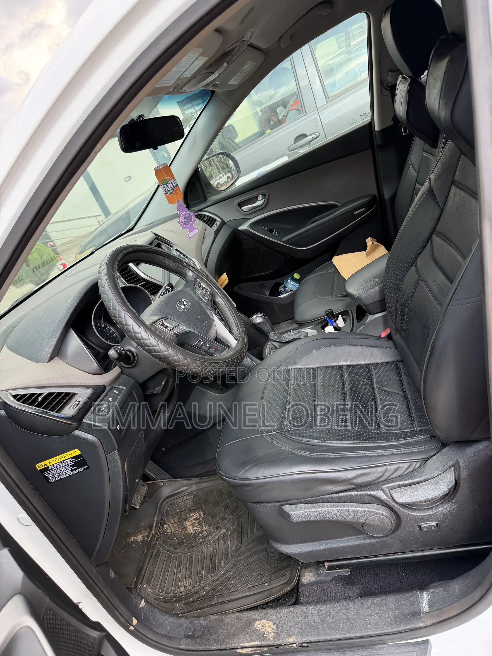 Hyundai Santa Fe 2017 White