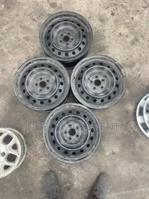 Metal Rim 16
