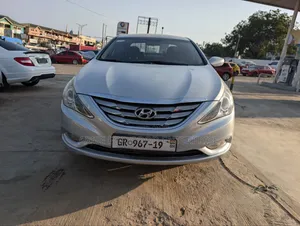 Hyundai Sonata 2010 Silver