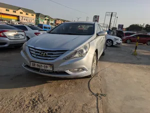 Hyundai Sonata 2010 Silver