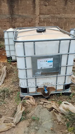 Broken Spoilt / Scrab Ibc Tank for Sale Bad Condition