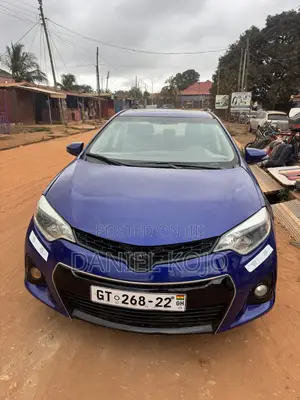 Toyota Corolla S Premium 4dr Sedan (1.8L 4cyl CVT) 2015 Blue
