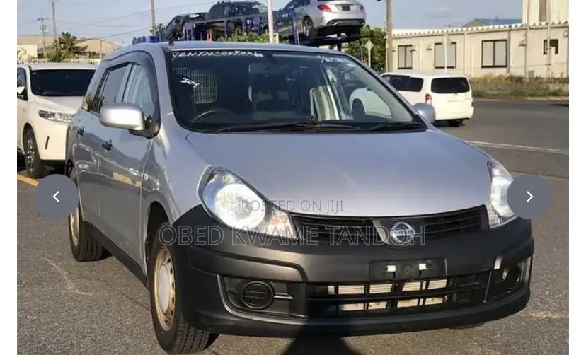 Nissan Advan 2014 Silver
