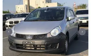 Nissan Advan 2014 Silver