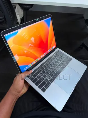 Laptop Apple MacBook Pro 2017 8GB Intel Core i5 SSD 256GB