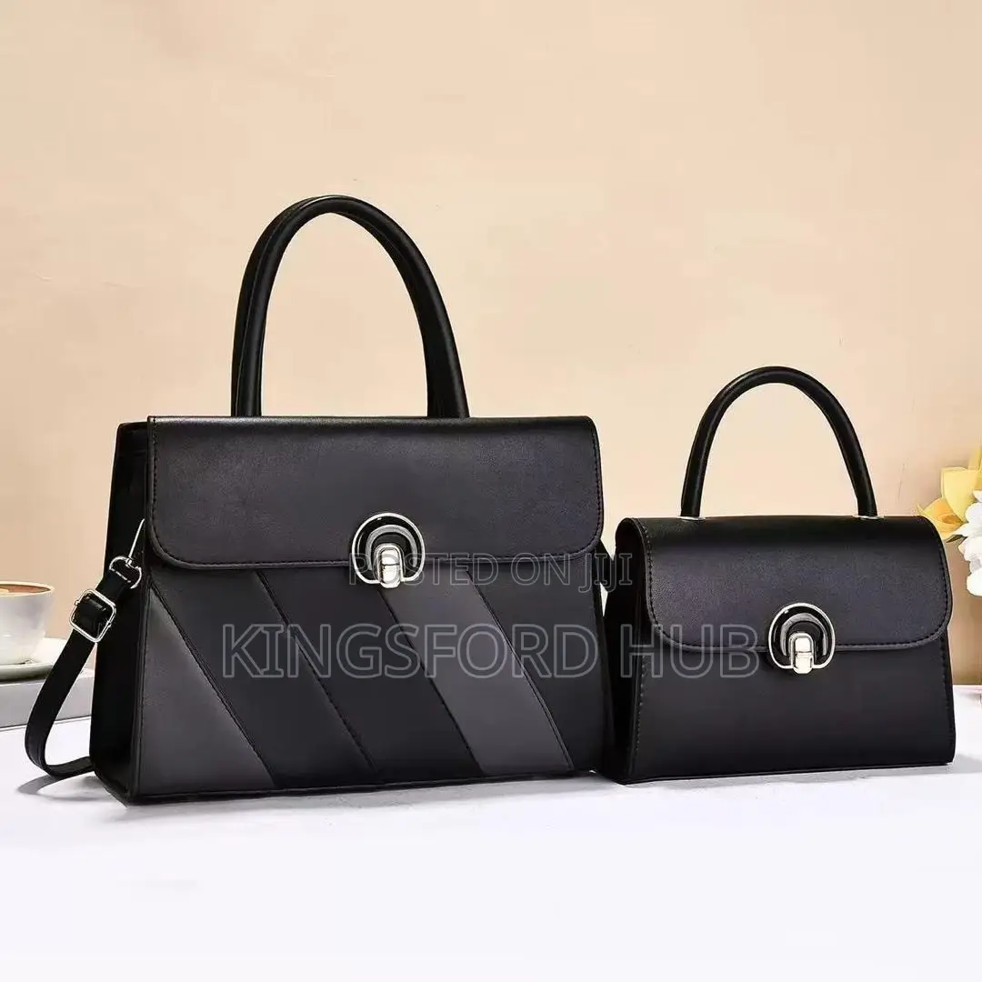 A Beautiful Matching Handbag Set With a Modern Design