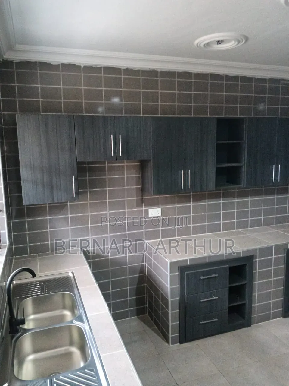 2bdrm Apartment in Bernard Agency, Pentecost for rent
