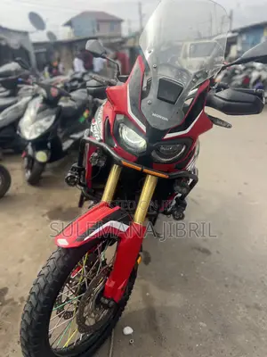 Honda CBR 2023 Red