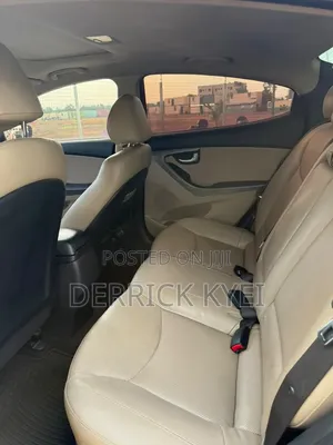 Hyundai Elantra Limited 4dr Sedan (1.8L 4cyl 6A) 2014 Red