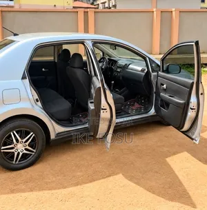 Nissan Versa 1.8 SL 2008 Gray
