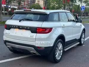 Car 2016 White