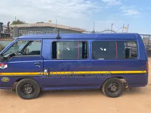 Hyundai H-100 2002 Blue