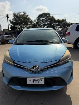 Toyota Vitz 1.3 FWD 5dr 2014 Blue