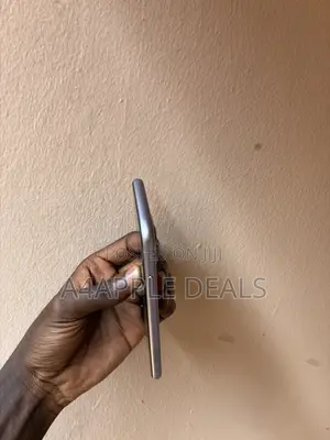 Apple iPhone 11 64 GB Blue