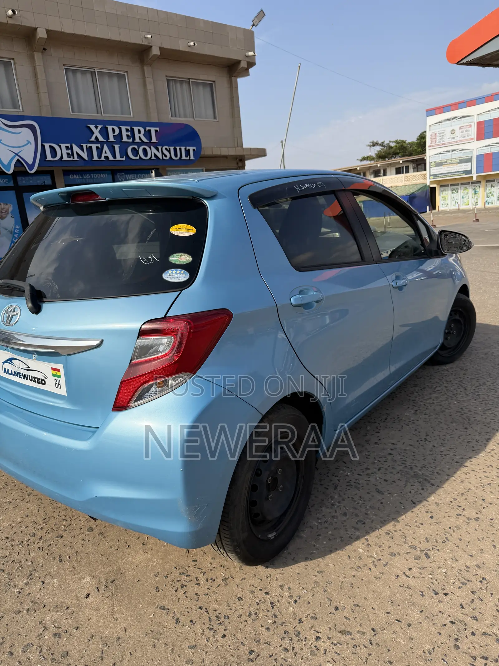 Toyota Vitz 1.3 FWD 5dr 2014 Blue
