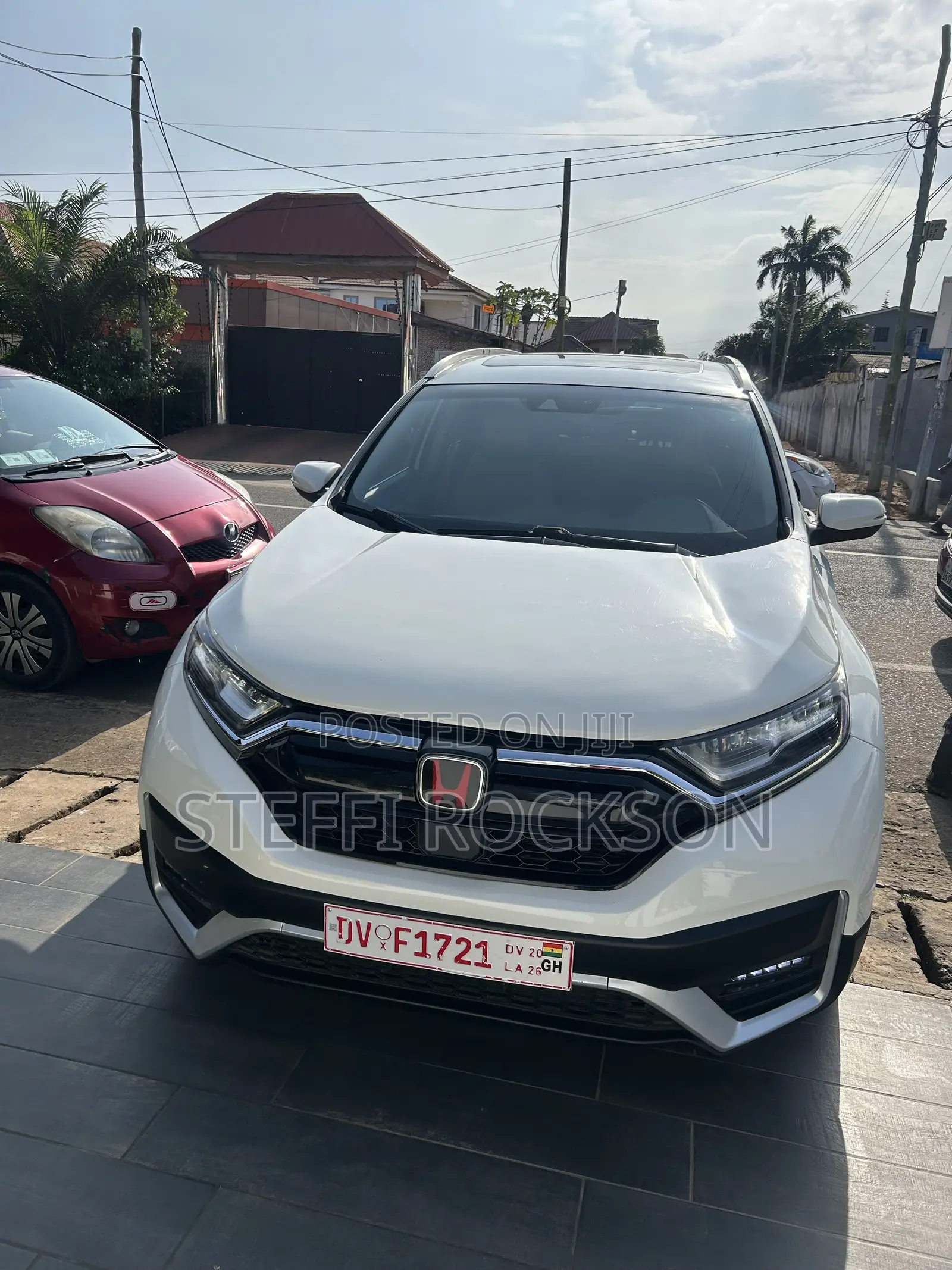 Honda CR-V Touring FWD 2018 White