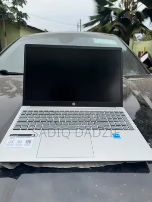 Laptop HP Elite x360 830 G10 8GB Intel Core i5 HDD+SSD 500GB