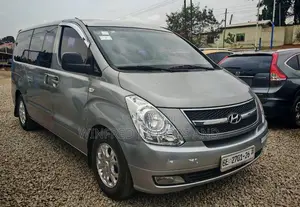 Hyundai Starex 2016 Silver