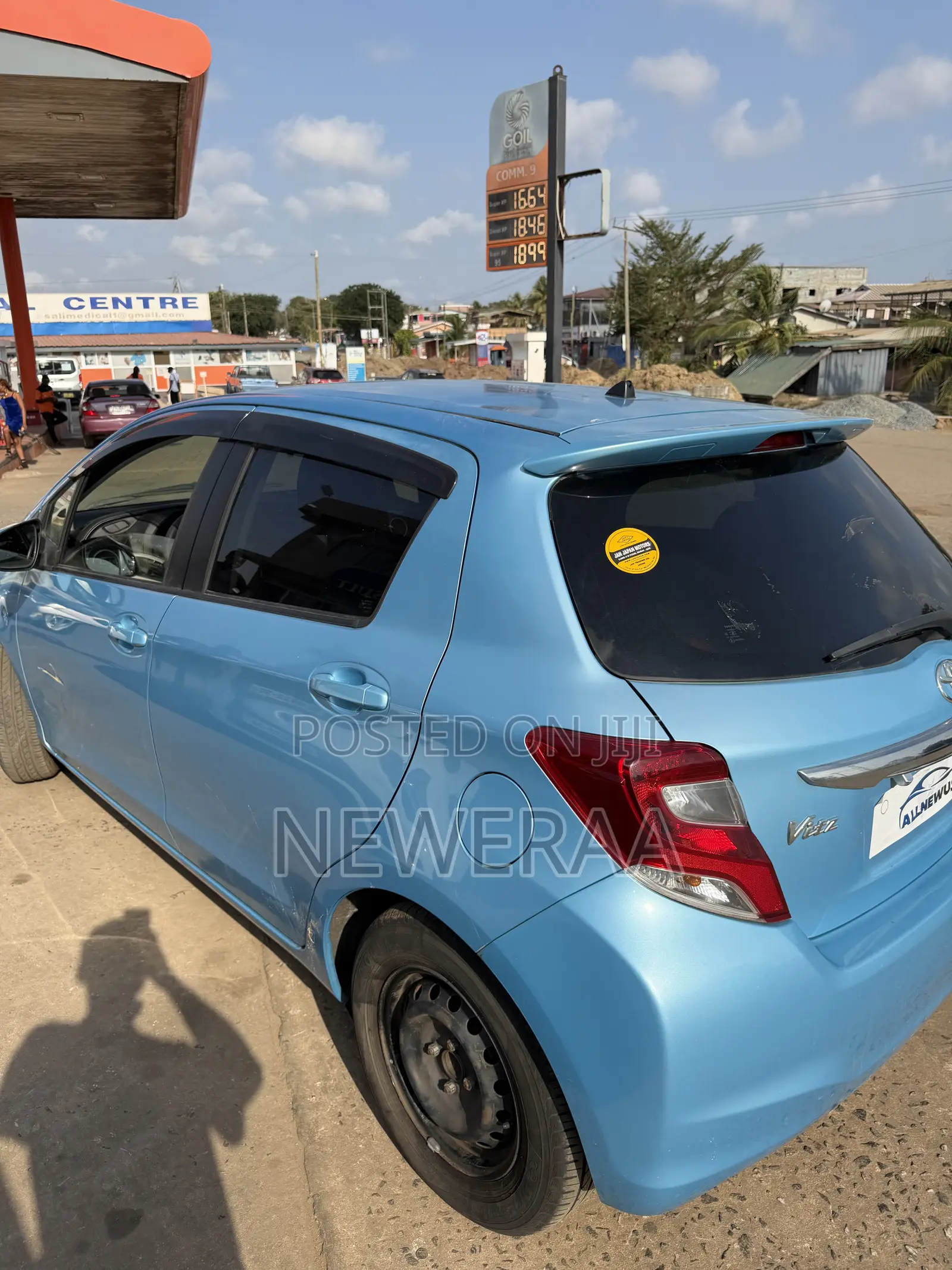 Toyota Vitz 1.3 FWD 5dr 2014 Blue