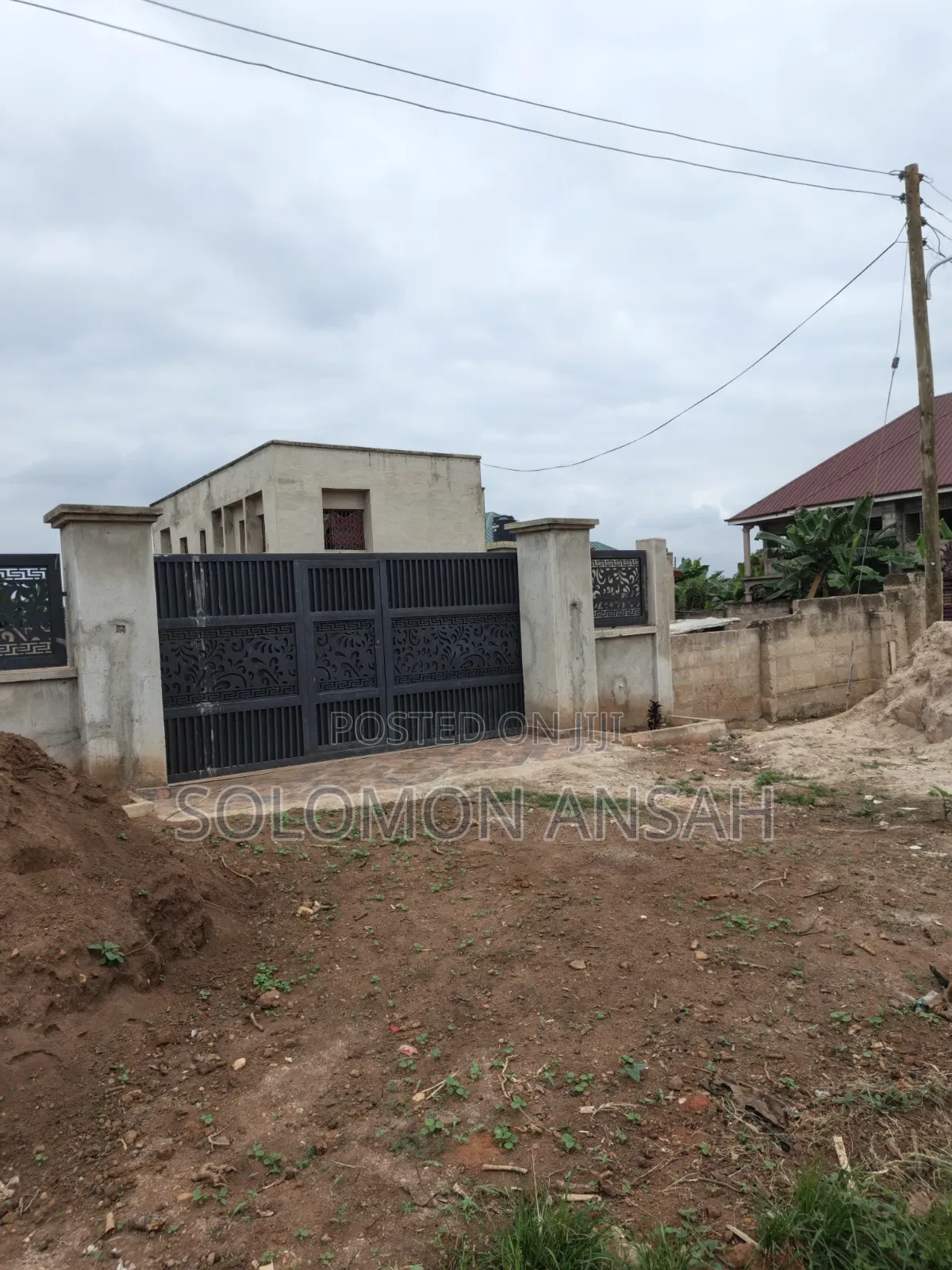 6bdrm House in Free Will Agency, Kumasi Metropolitan for sale