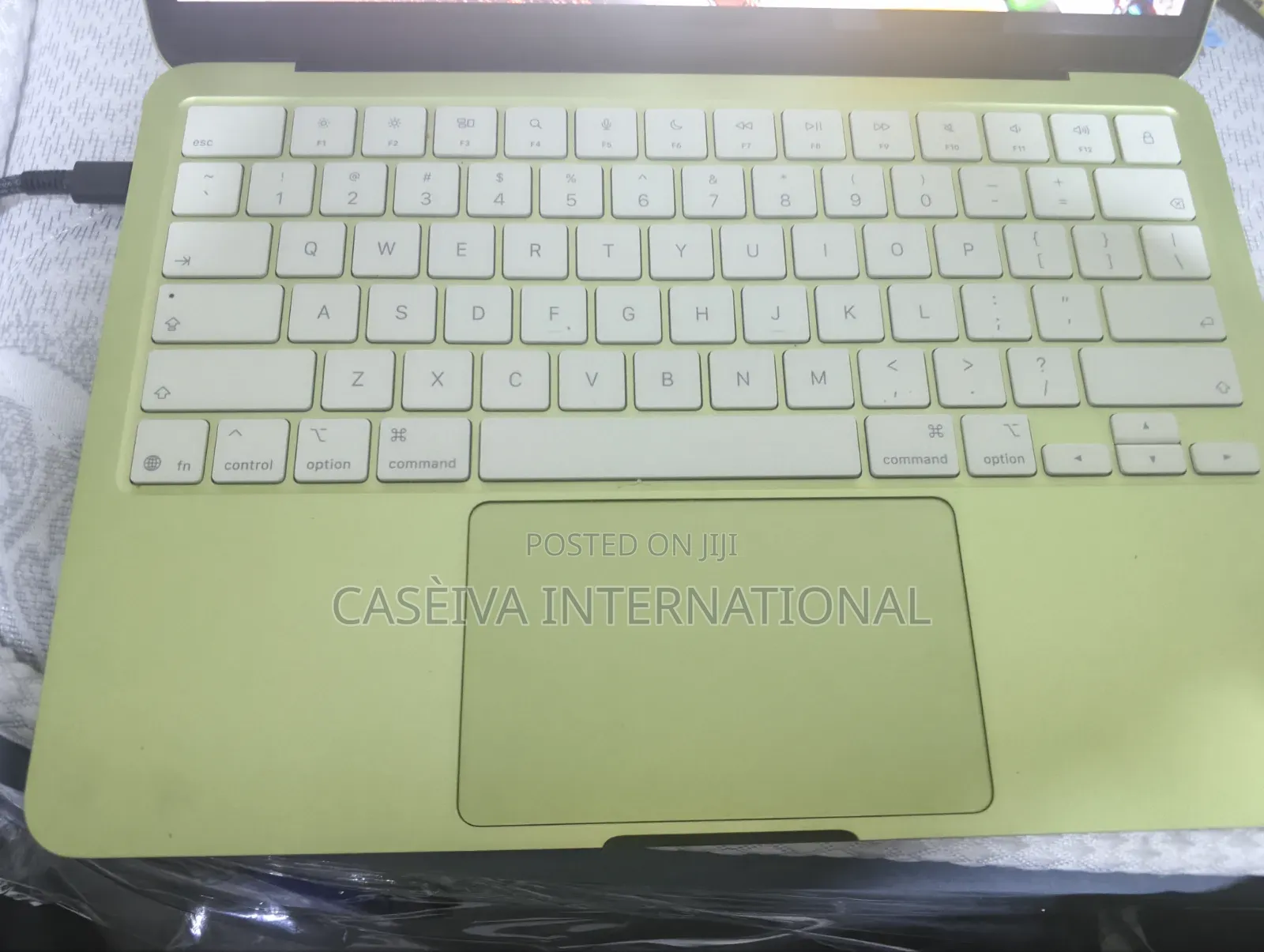 New Laptop Apple MacBook 8GB SSD 256GB