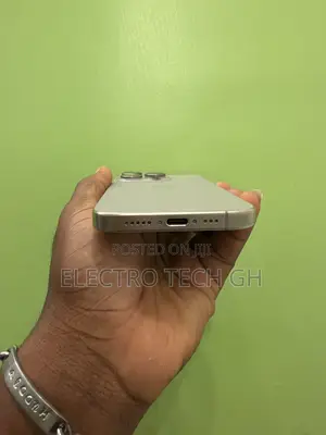 Apple iPhone 15 Pro 128 GB Silver