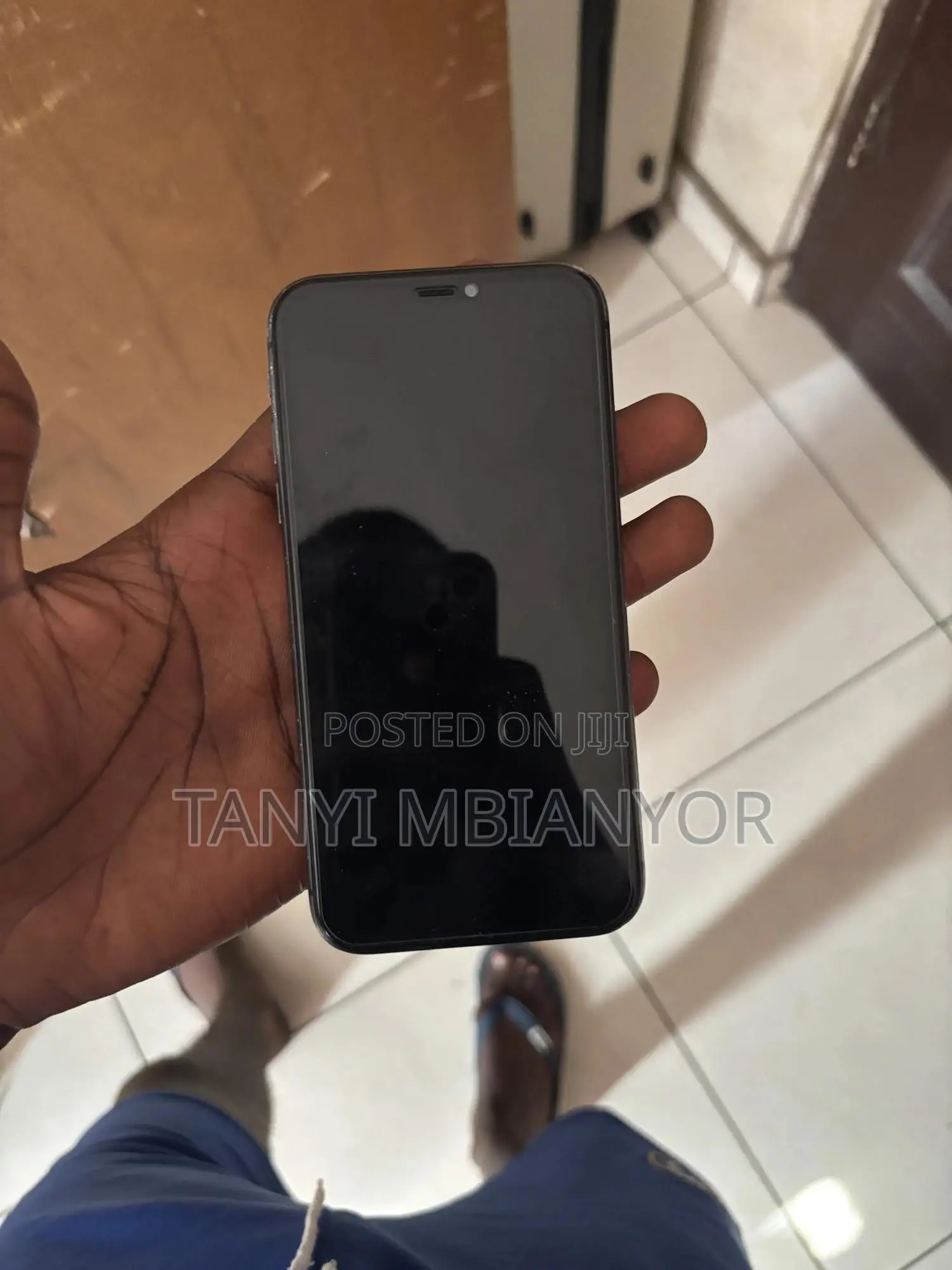 Apple iPhone 11 64 GB Black