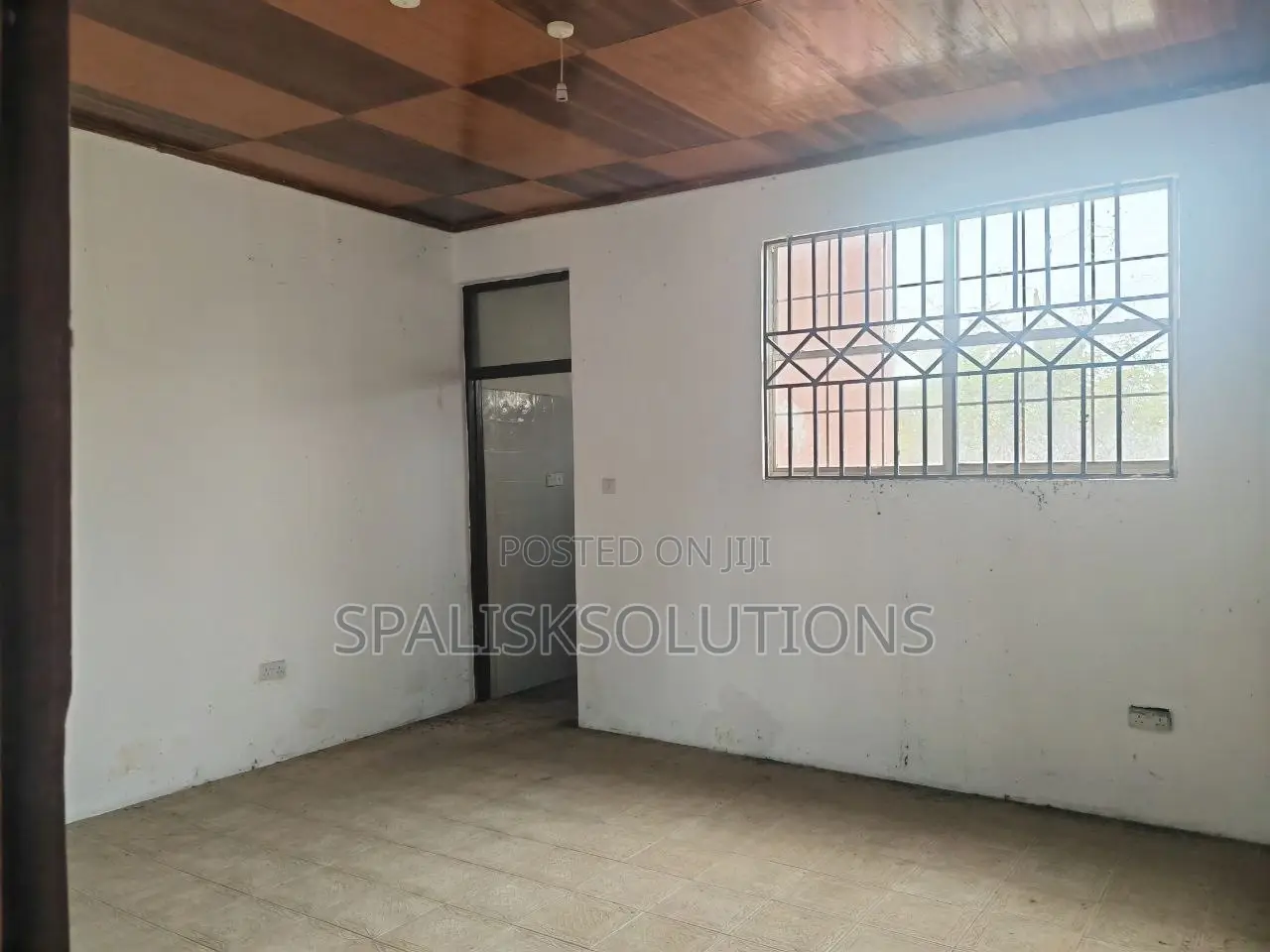 13bdrm House in Weija for sale