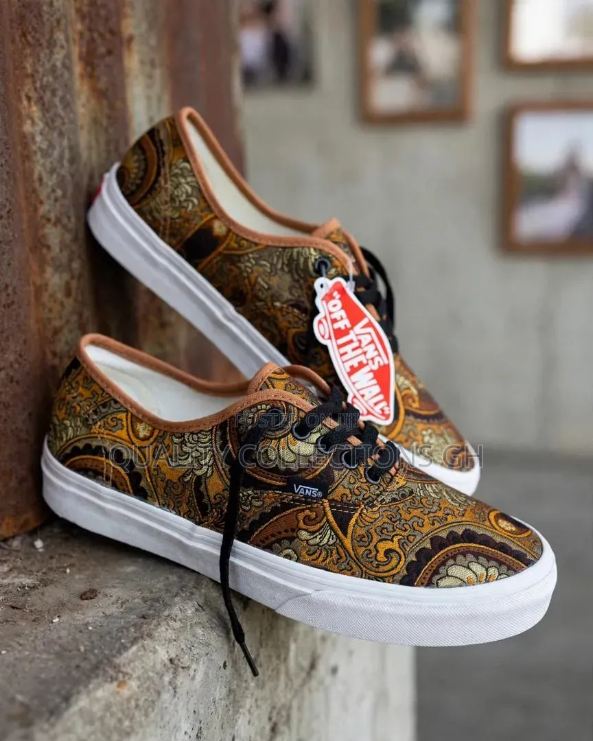 Authentic Vans in Colours