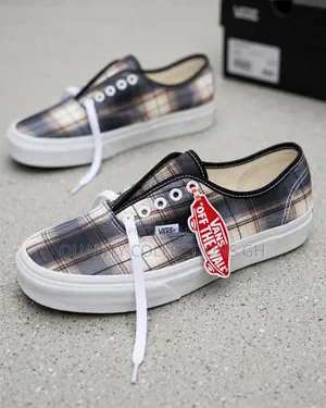 Authentic Vans in Colours