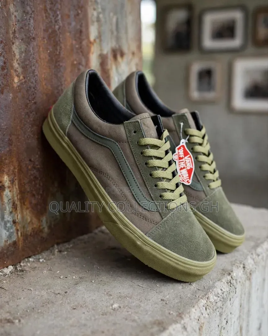 Authentic Vans in Colours