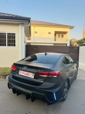 Hyundai Elantra Limited 2018 Black