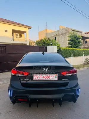 Hyundai Elantra Limited 2018 Black