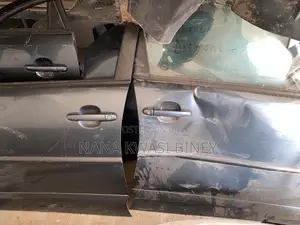 Pontiac Vibe 2005 Doors Set, Boot, Bonnets, and Fenders